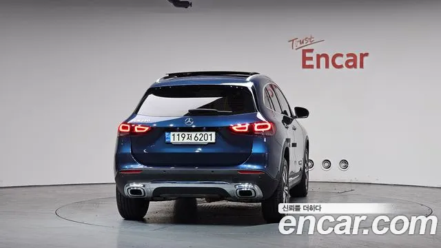 Mercedes-Benz GLA-Class 2021 — фото 3