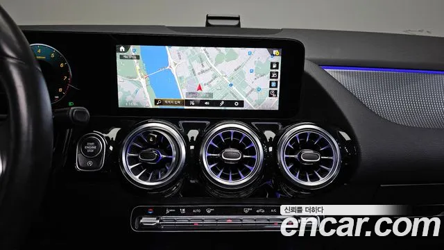 Mercedes-Benz GLA-Class 2021 — фото 13