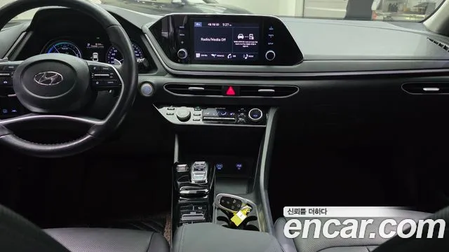 Hyundai Sonata 2022 — фото 20