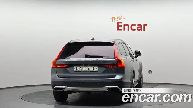 Volvo V90 2018 — фото 4