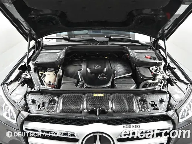 Mercedes-Benz GLS-Class 2023 — фото 6