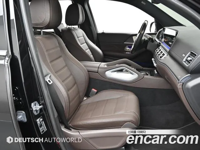 Mercedes-Benz GLS-Class 2023 — фото 10