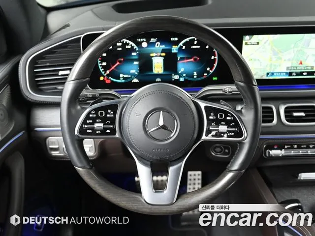 Mercedes-Benz GLS-Class 2023 — фото 13