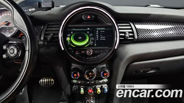 Mini Cooper Convertible 2016 — фото 14