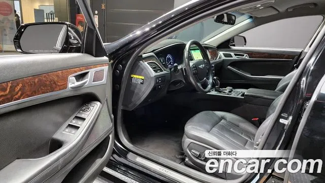 Hyundai Genesis 2016 — фото 11
