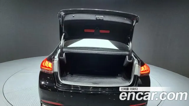 Hyundai Genesis 2016 — фото 13