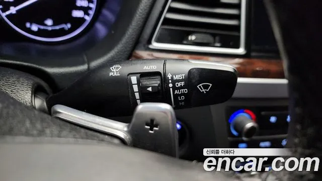 Hyundai Genesis 2016 — фото 17