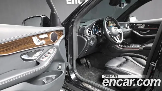 Mercedes-Benz GLC-Class 2020 — фото 12