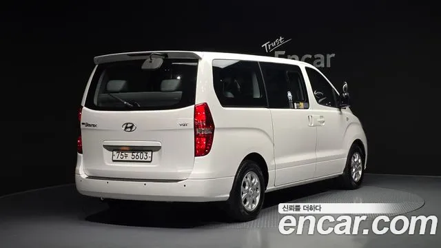 Hyundai Starex 2015 — фото 2