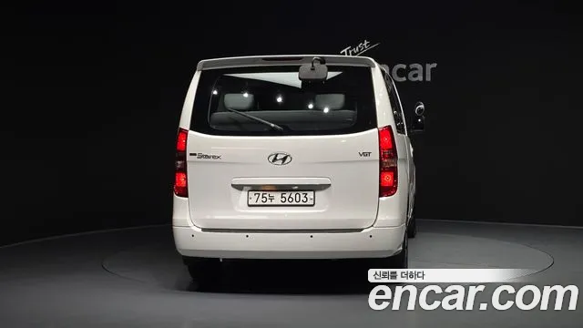 Hyundai Starex 2015 — фото 4