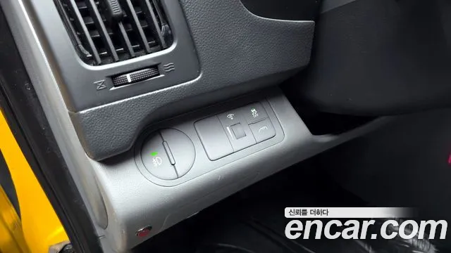 Hyundai Starex 2015 — фото 18