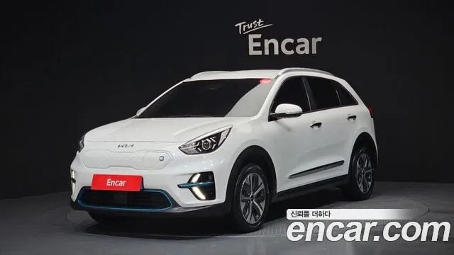 Kia Niro 2022 — фото 1