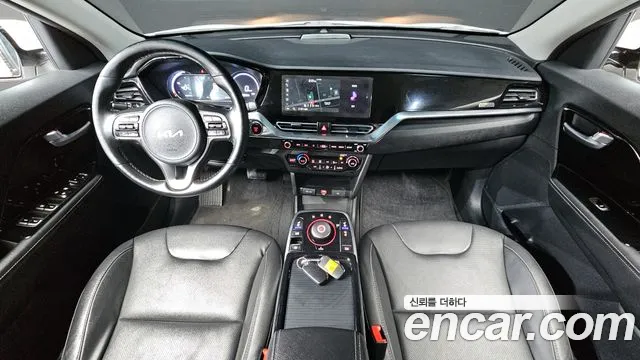 Kia Niro 2022 — фото 7