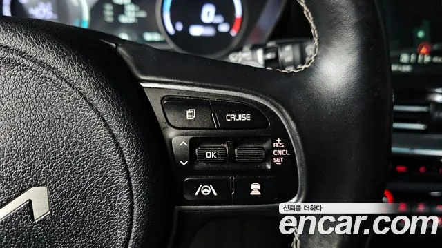 Kia Niro 2022 — фото 17