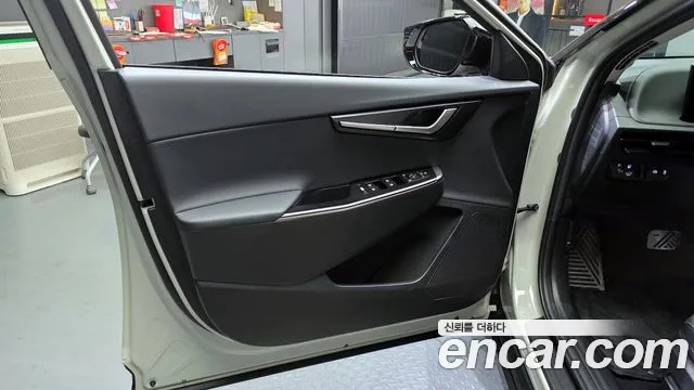 Kia EV6 2025 — фото 14