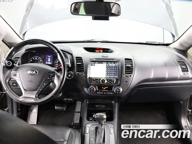 Kia K3 2013 — фото 15
