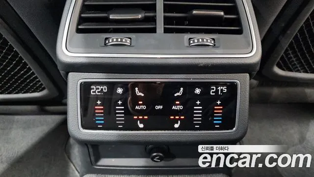 Audi A6 2021 — фото 19
