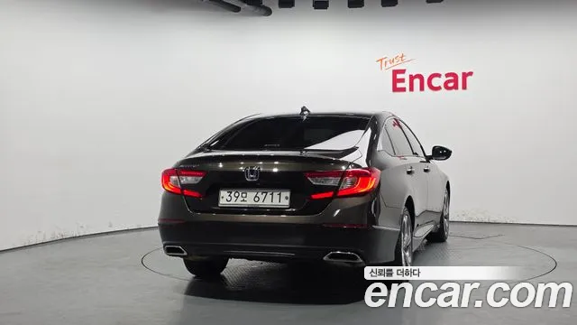 Honda Accord 2019 — фото 4