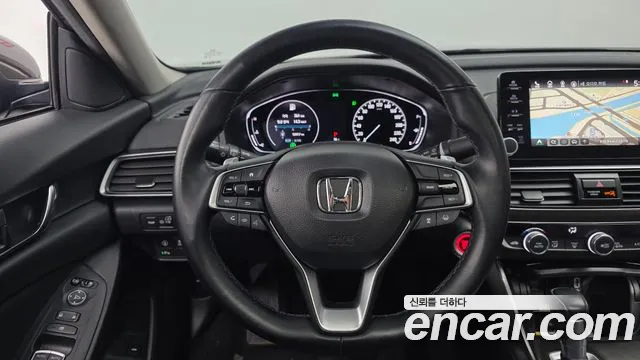 Honda Accord 2019 — фото 13