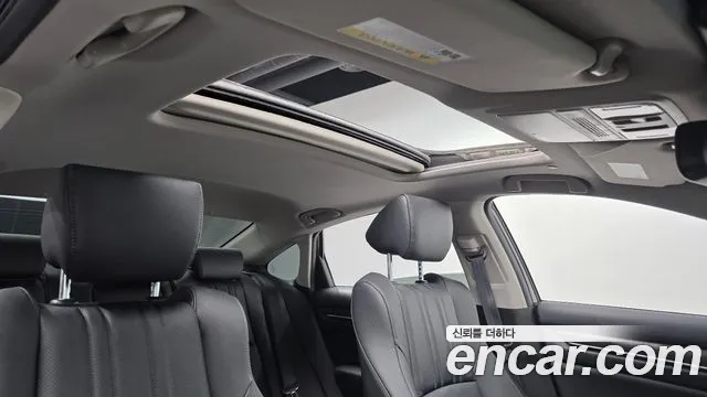 Honda Accord 2019 — фото 16