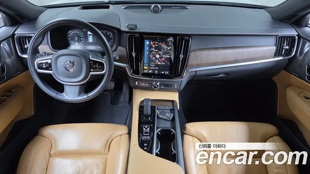 Volvo V90 2021 — фото 10
