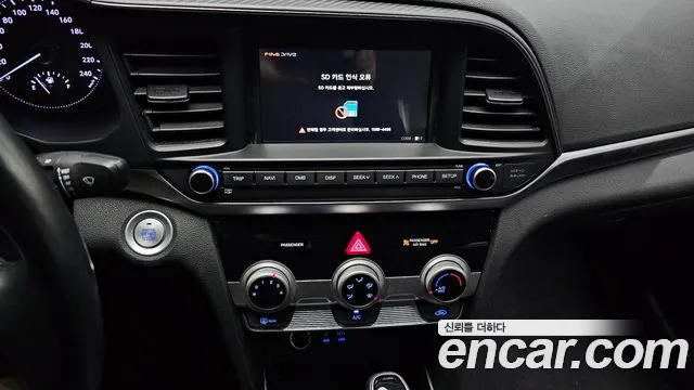 Hyundai AVANTE 2019 — фото 19