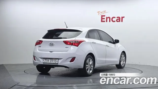 Hyundai i30 2014 — фото 2