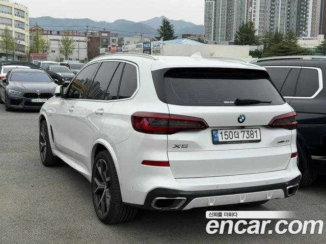 BMW X5 2022 — фото 18