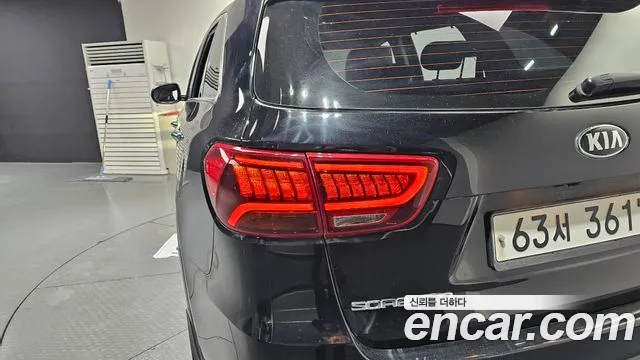 Kia Sorento 2018 — фото 8