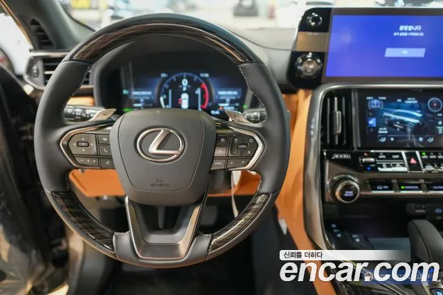 Lexus LX 2025 — фото 11