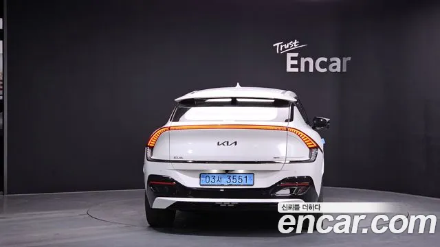 Kia EV6 2022 — фото 3