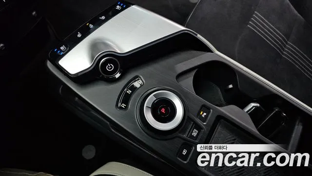 Kia EV6 2022 — фото 11
