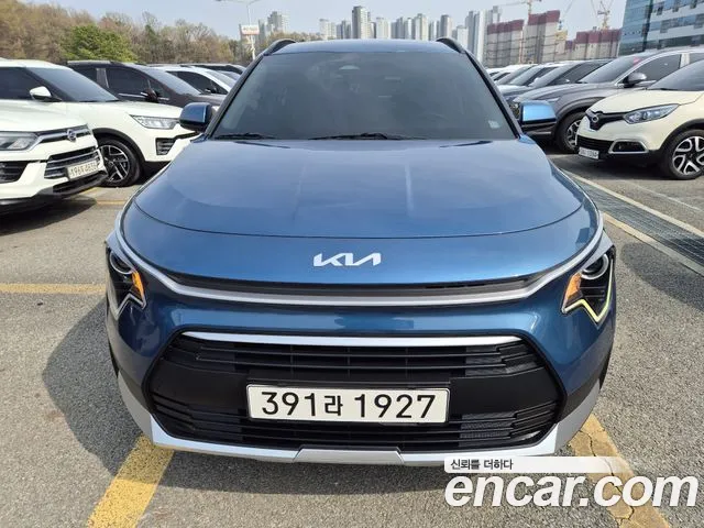 Kia Niro 2022 — фото 1