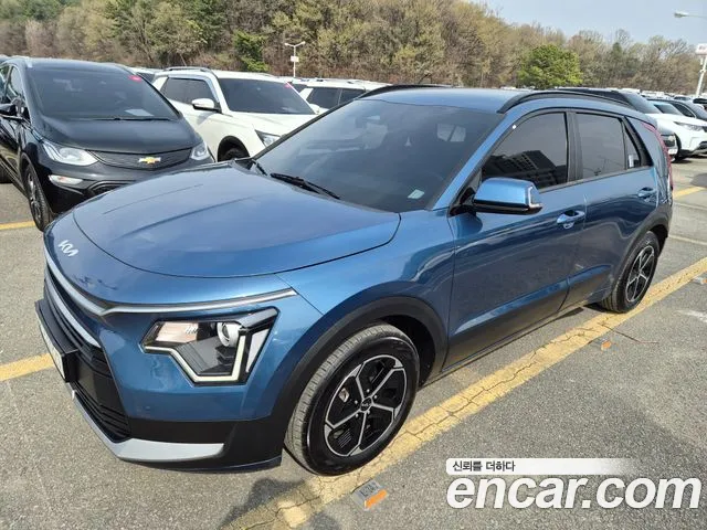 Kia Niro 2022 — фото 3