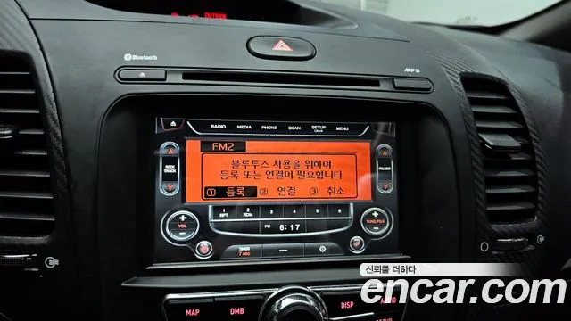 Kia K3 2015 — фото 16