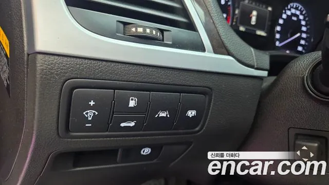 Hyundai Genesis 2015 — фото 9