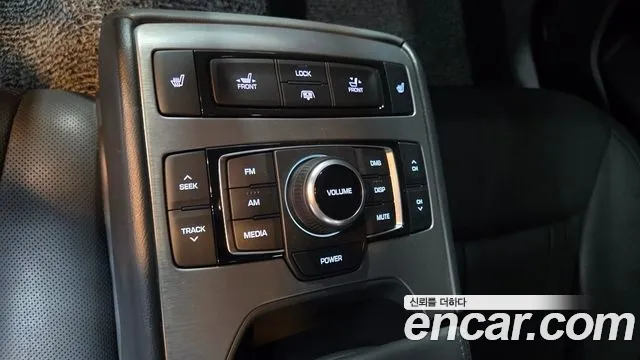 Hyundai Genesis 2015 — фото 14
