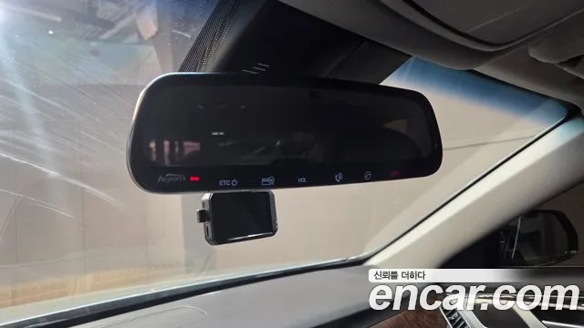 Hyundai Genesis 2015 — фото 17