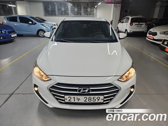 Hyundai AVANTE 2018 — фото 2