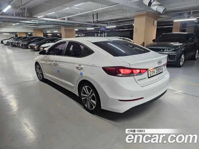 Hyundai AVANTE 2018 — фото 4
