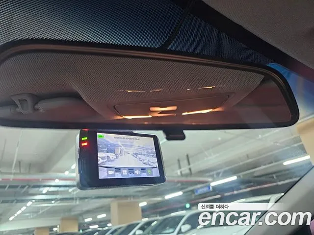 Hyundai AVANTE 2018 — фото 13