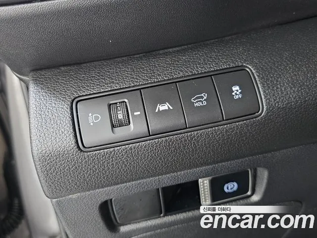 Hyundai Santafe 2023 — фото 15