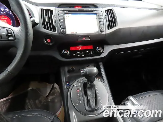 Kia Sportage 2012 — фото 10
