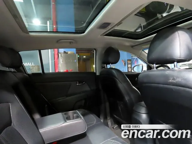 Kia Sportage 2012 — фото 16