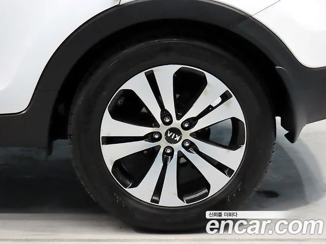 Kia Sportage 2012 — фото 20