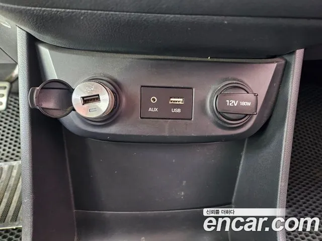 Hyundai Ioniq 2017 — фото 18