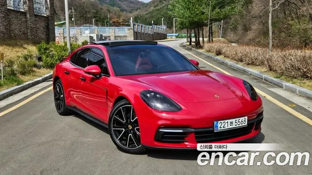 Porsche Panamera 2018 — фото 3