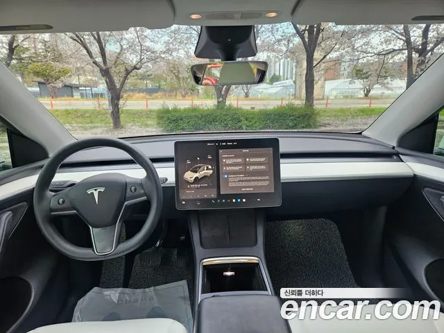 Tesla Model Y 2022 — фото 10