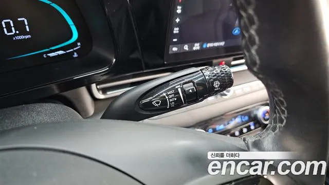 Hyundai AVANTE 2024 — фото 16