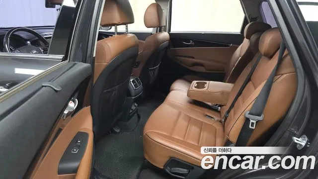 Kia Sorento 2018 — фото 17